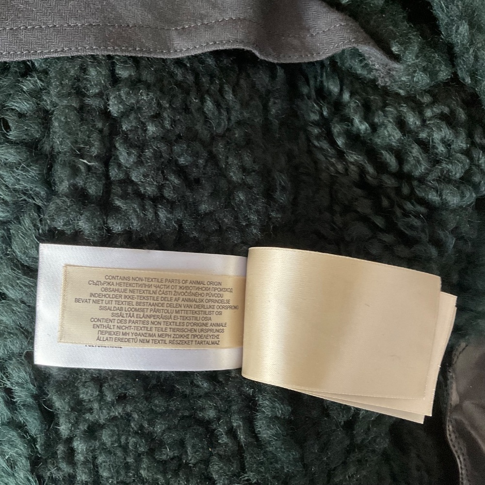 Burberry Shearling Jacket !! - Picture 10 of 12
